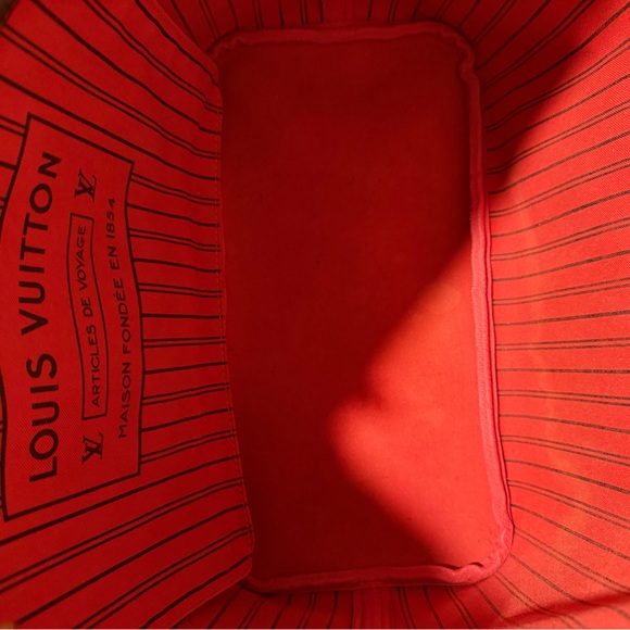 Louis Vuitton Neverfull MM – Damier Ebene Brown Checkered Tote Bag - Picture 4 of 5